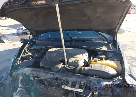 2013 Chrysler 300C Luxury Series из США, поврежденный, VIN 2C3CCAPG1DH504477